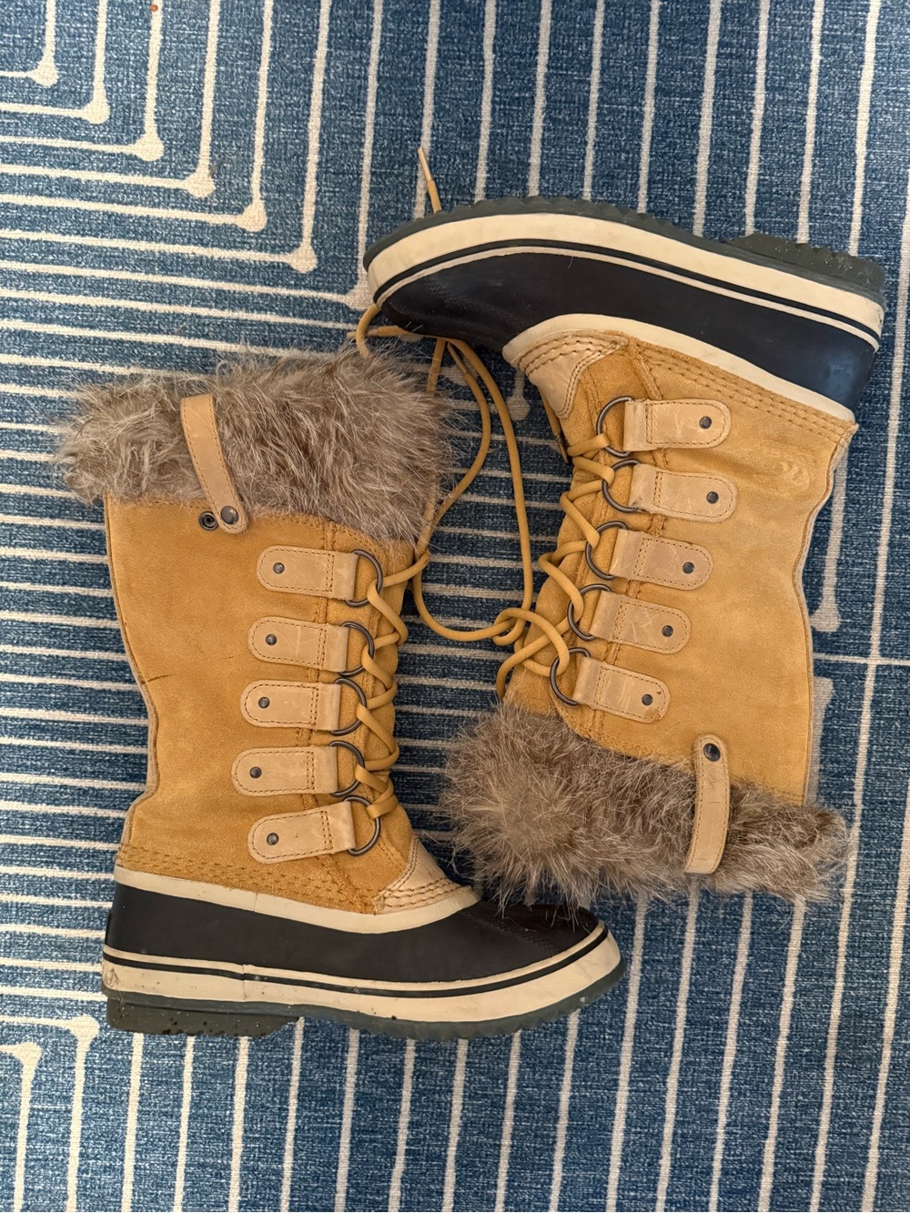 Sorel Women Lace-Up Winter Boots 8.5